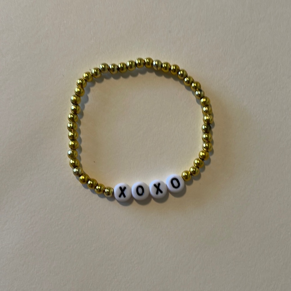 Xoxo bracelet